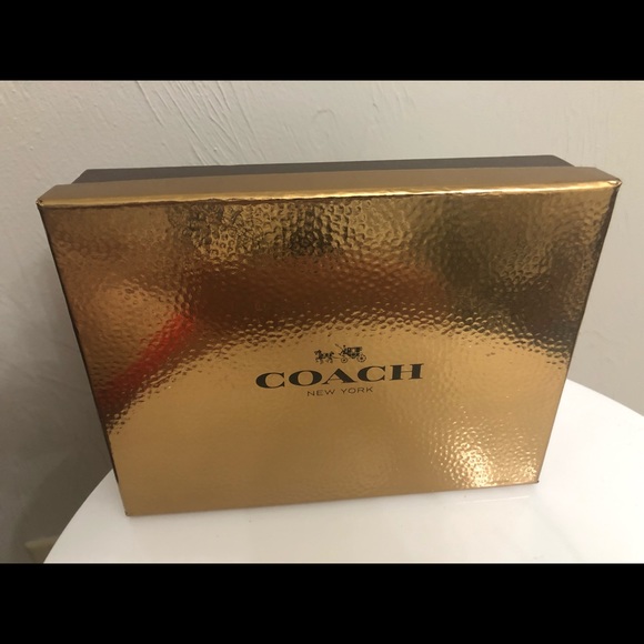 Authentic coach wristlet - Picture 2 of 5